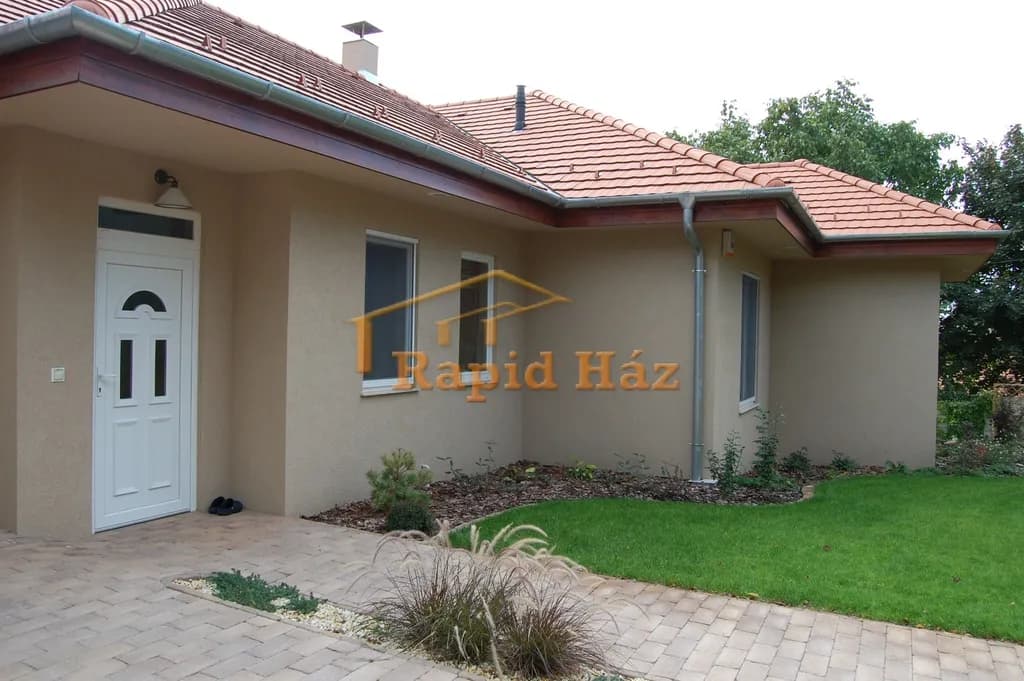 Gödöllői családi ház – Babati út